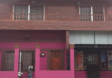 Casa 5 Ambientes Gonzalez Catan Impecable Estado