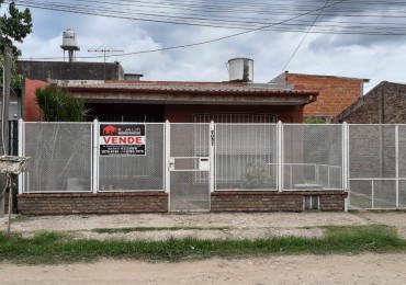 Casa 4 ambientes Gonzalez Catan. Inmejorable estado