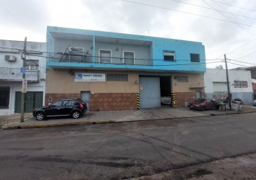 AMPLIO GALPON CON OFICINAS Y DEPARTAMENTOS EN SAN JUSTO